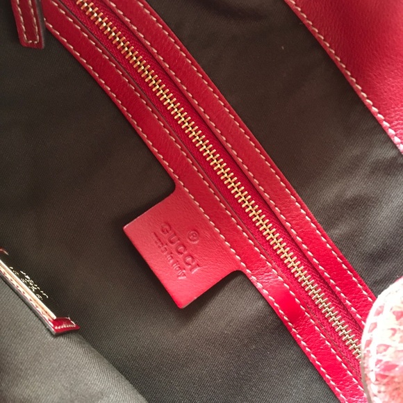 EUC Gucci Indy Bag - Picture 7 of 16